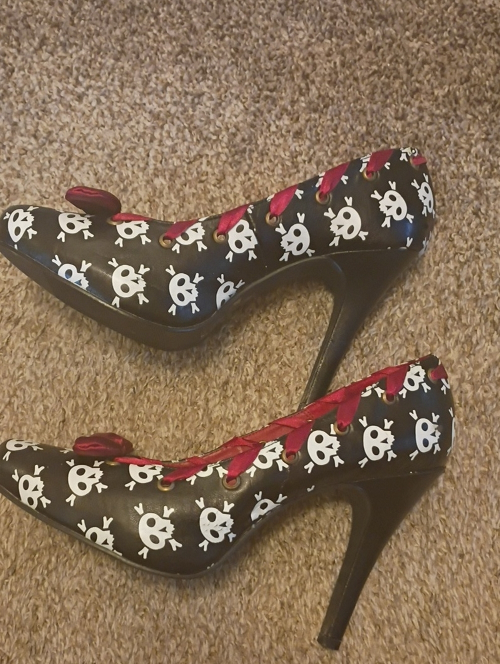 Elle Black Floral Ballet Flats with Red Trim and Bow